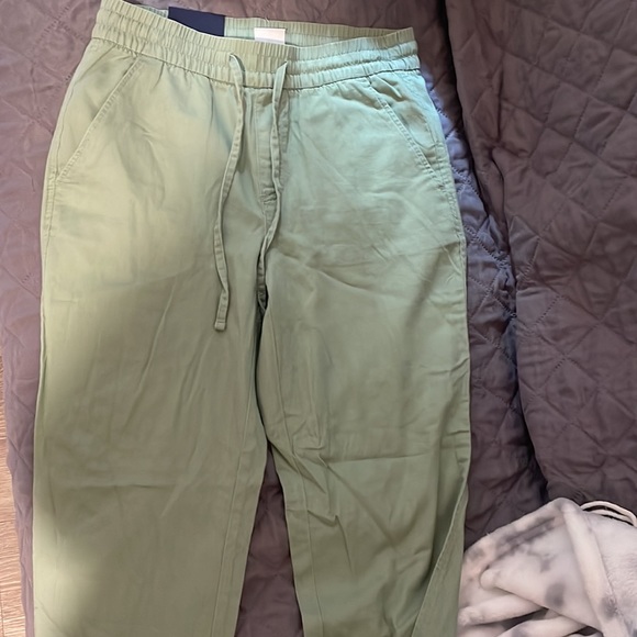 Gap, size XS, light weight green pant - Picture 3 of 5